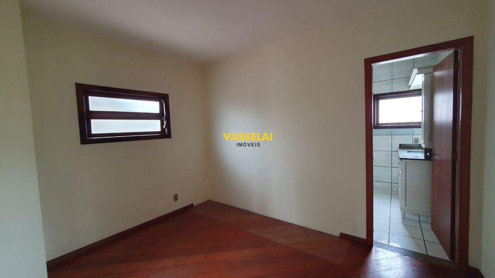 Casa à venda no Eugênio Schneider: 