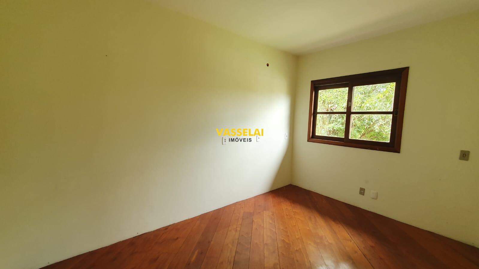 Casa à venda no Eugênio Schneider: 