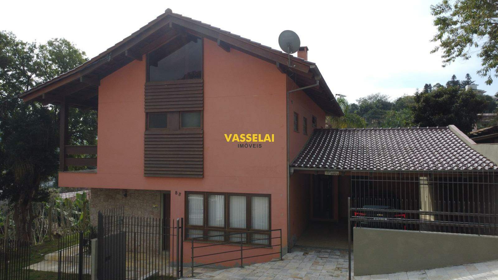 Casa à venda no Eugênio Schneider: 