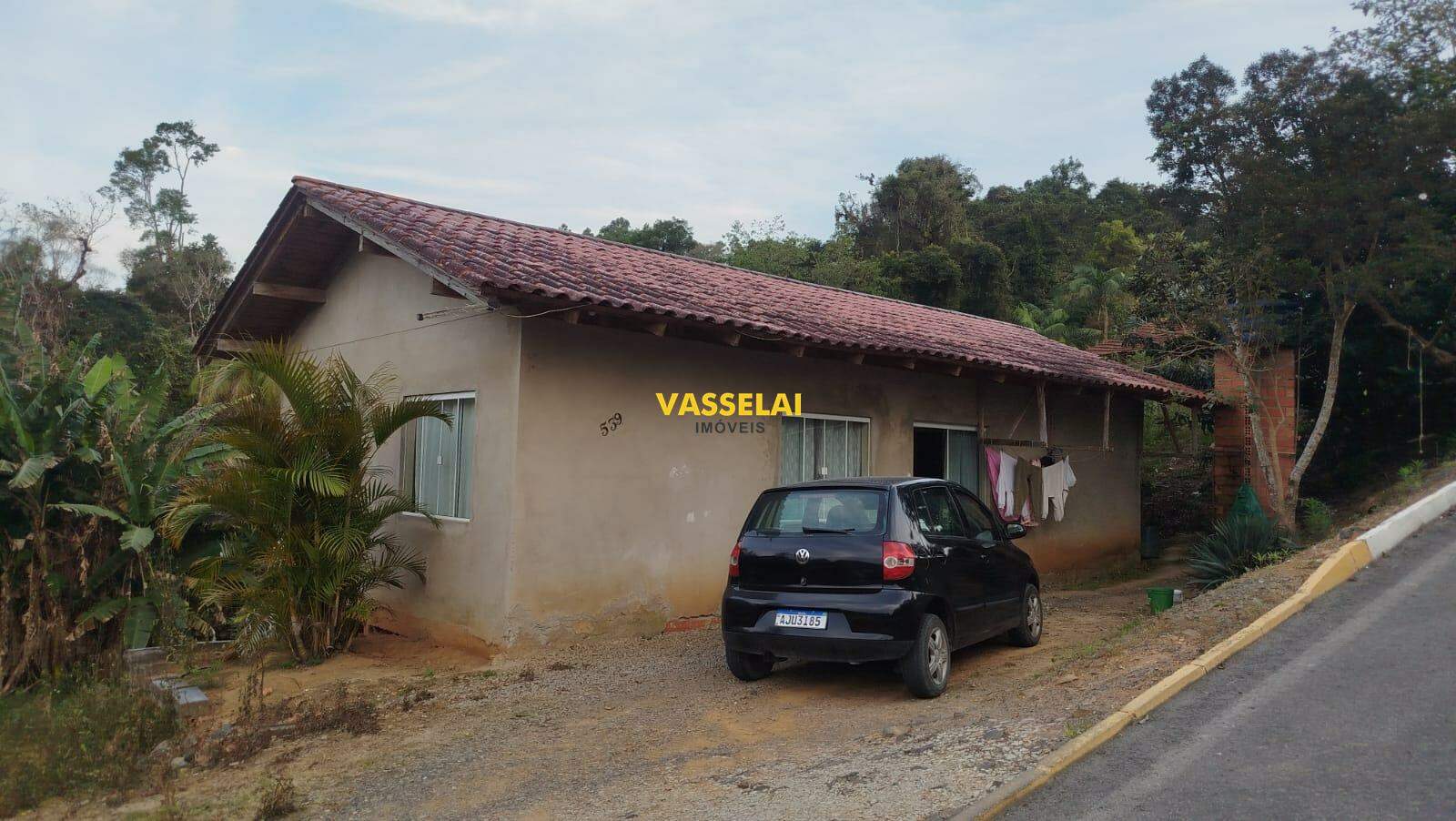 Casa à venda no Fundo Canoas: 