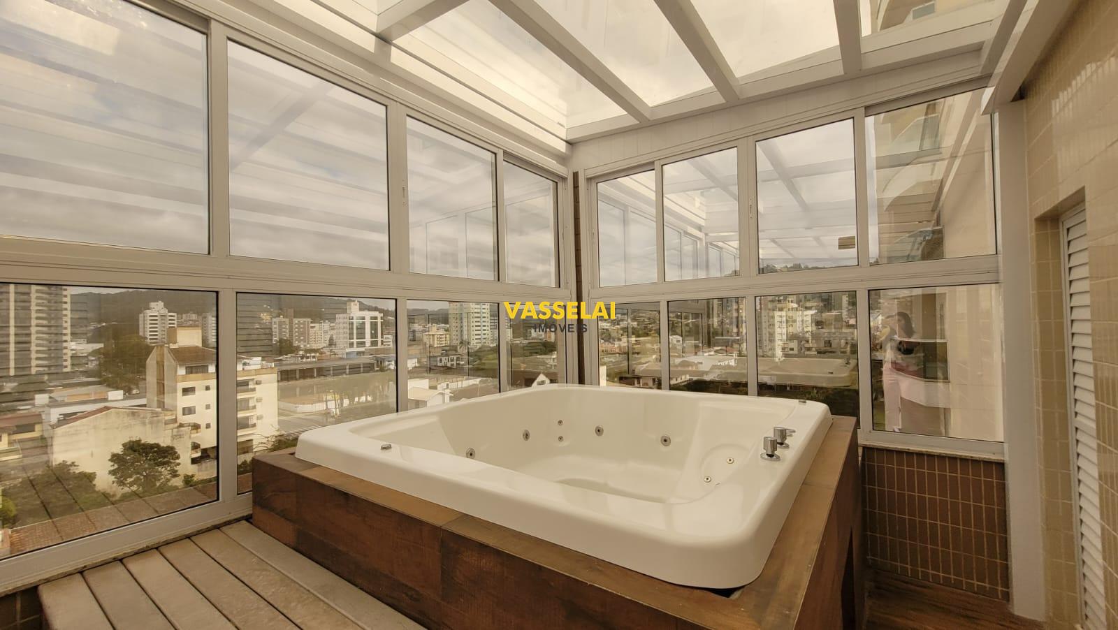 Apartamento à venda no Jardim América: 