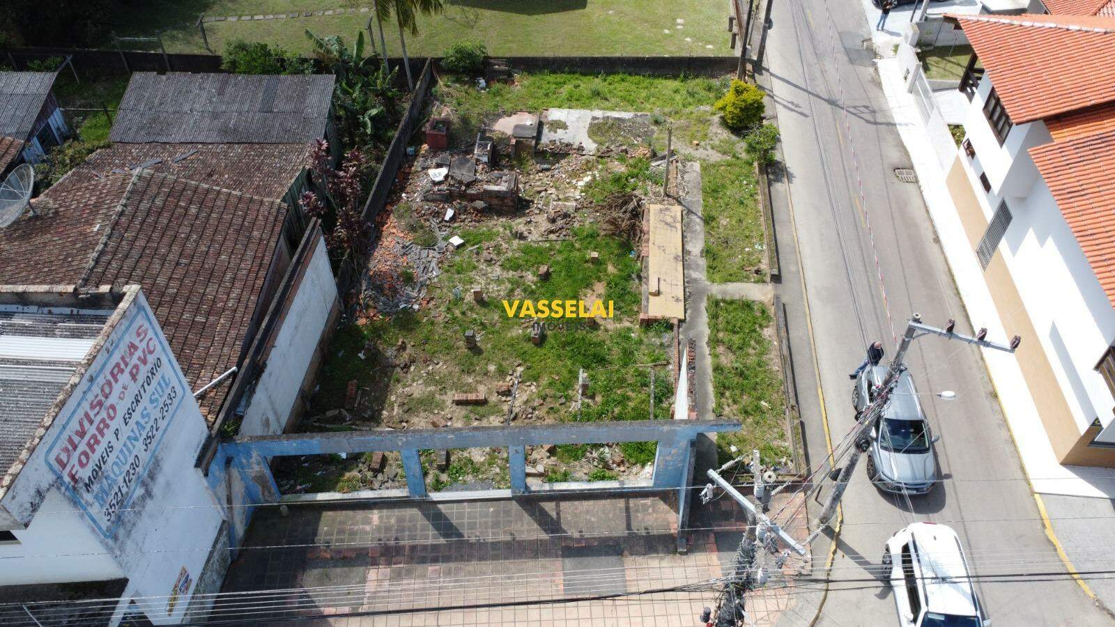 Terreno à venda no Laranjeiras: 