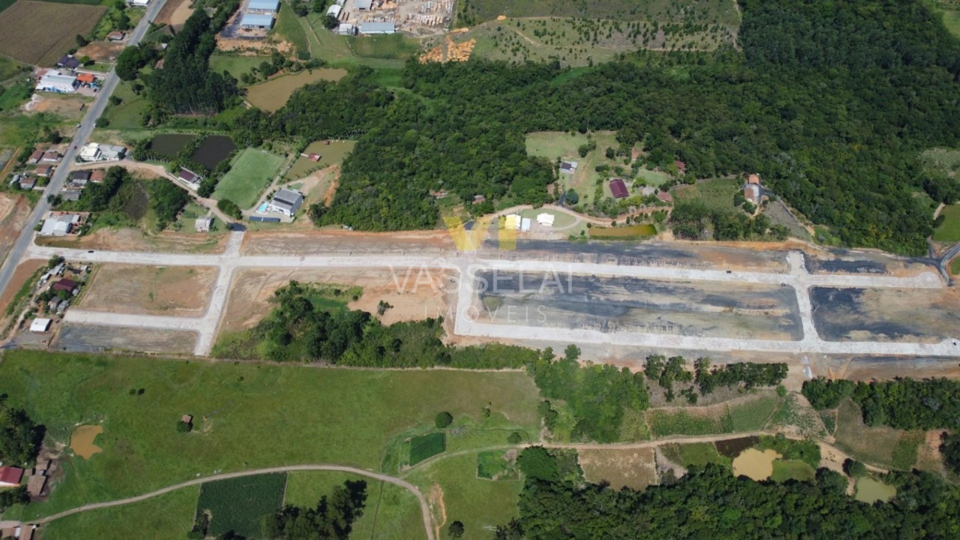 Terreno à venda no Pioneiros: 3.jpeg