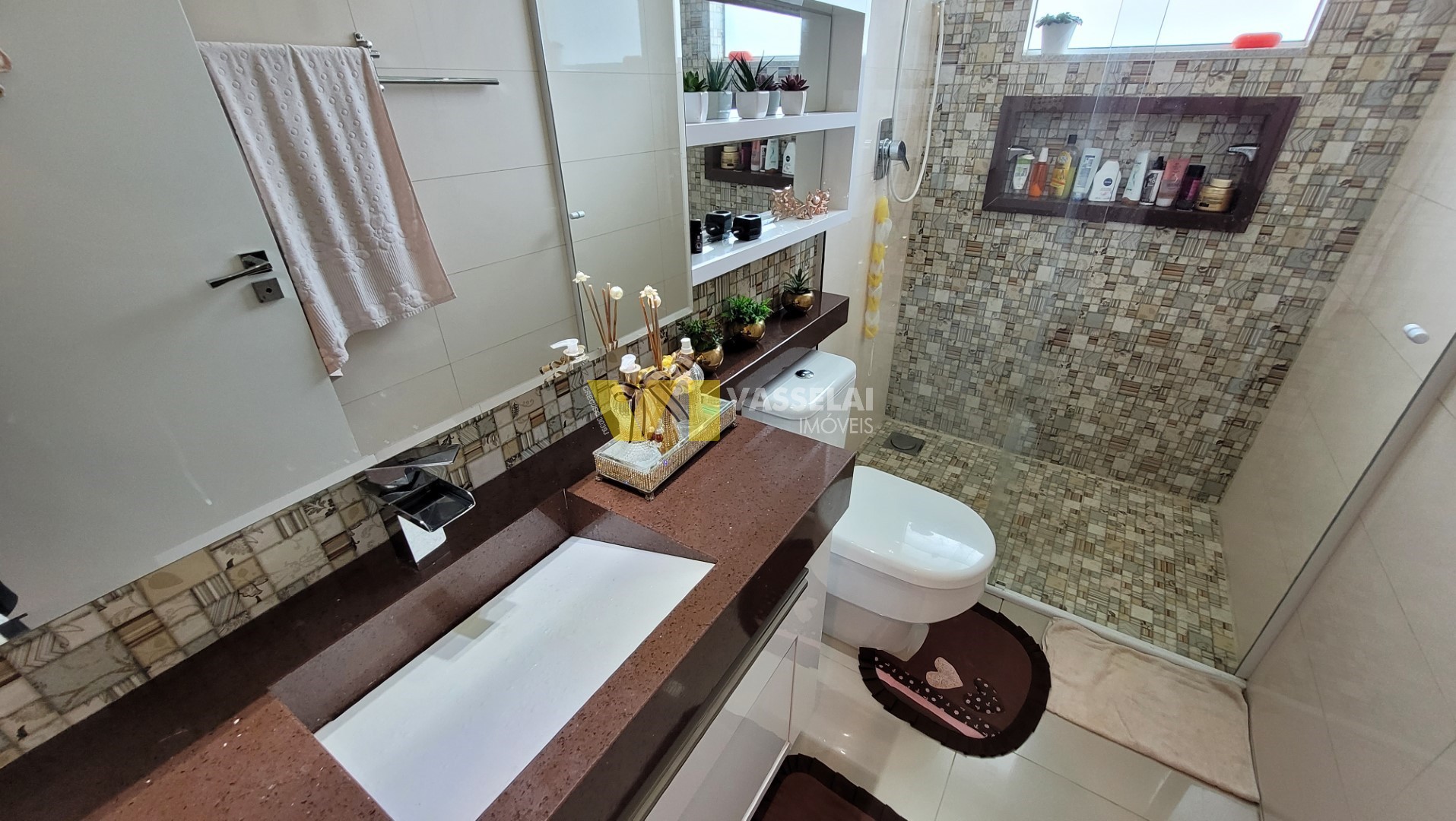 Casa à venda no Fundo Canoas: 25.jpg