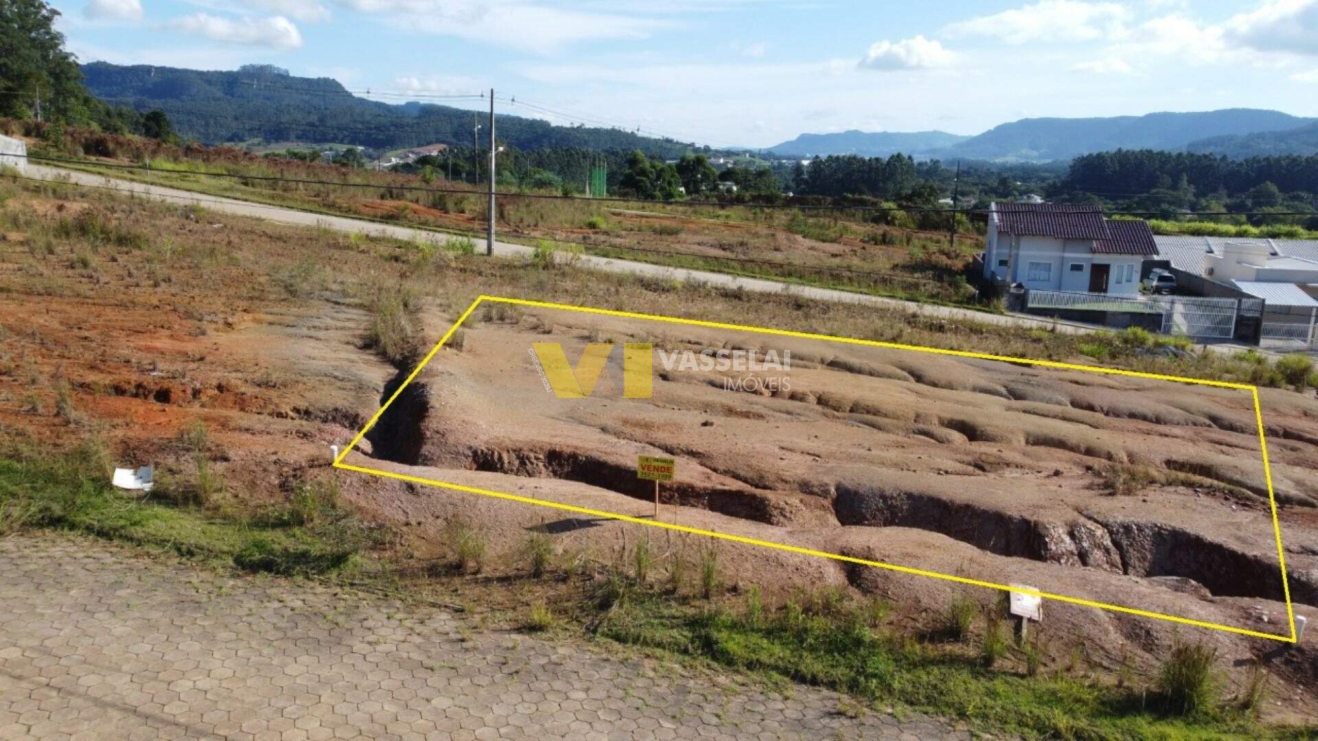 Terreno à venda no Bela Aliança: 1.jpeg