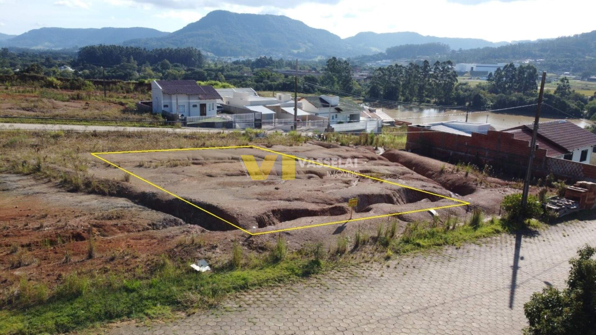 Terreno à venda no Bela Aliança: 2.1.jpeg