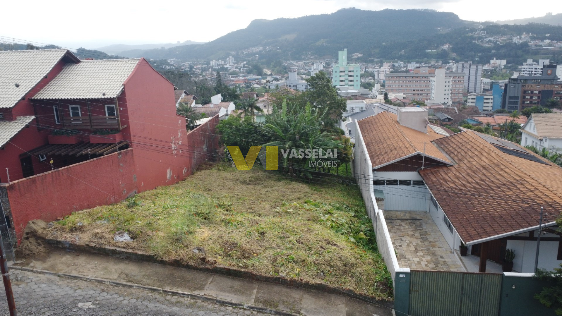 Terreno à venda no Eugênio Schneider: 1.JPG