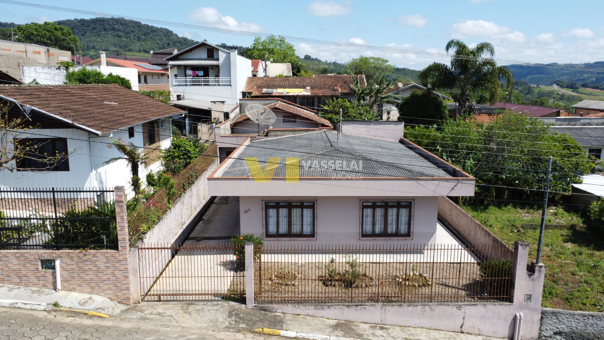 Casa à venda no Laranjeiras: 3.JPG