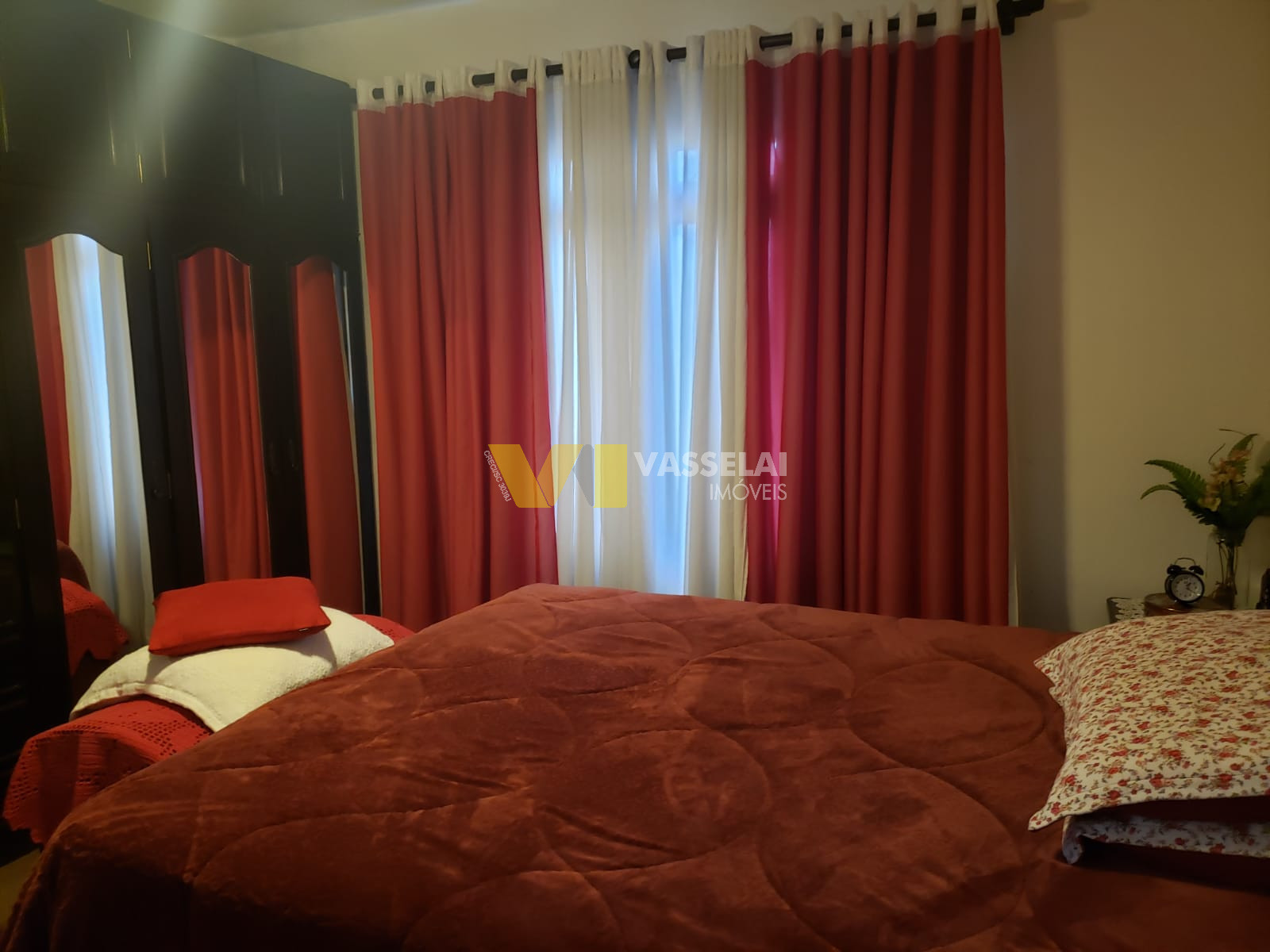 Casa à venda no Laranjeiras: 9.jpeg