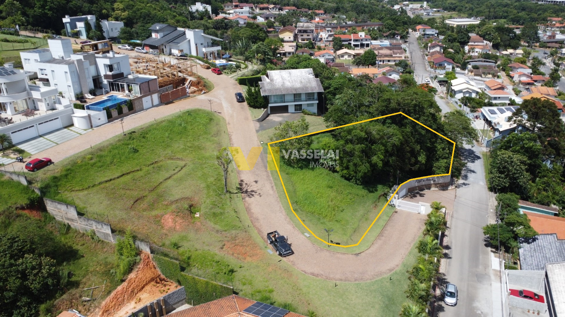 Terreno à venda no Budag: 5.1.JPG