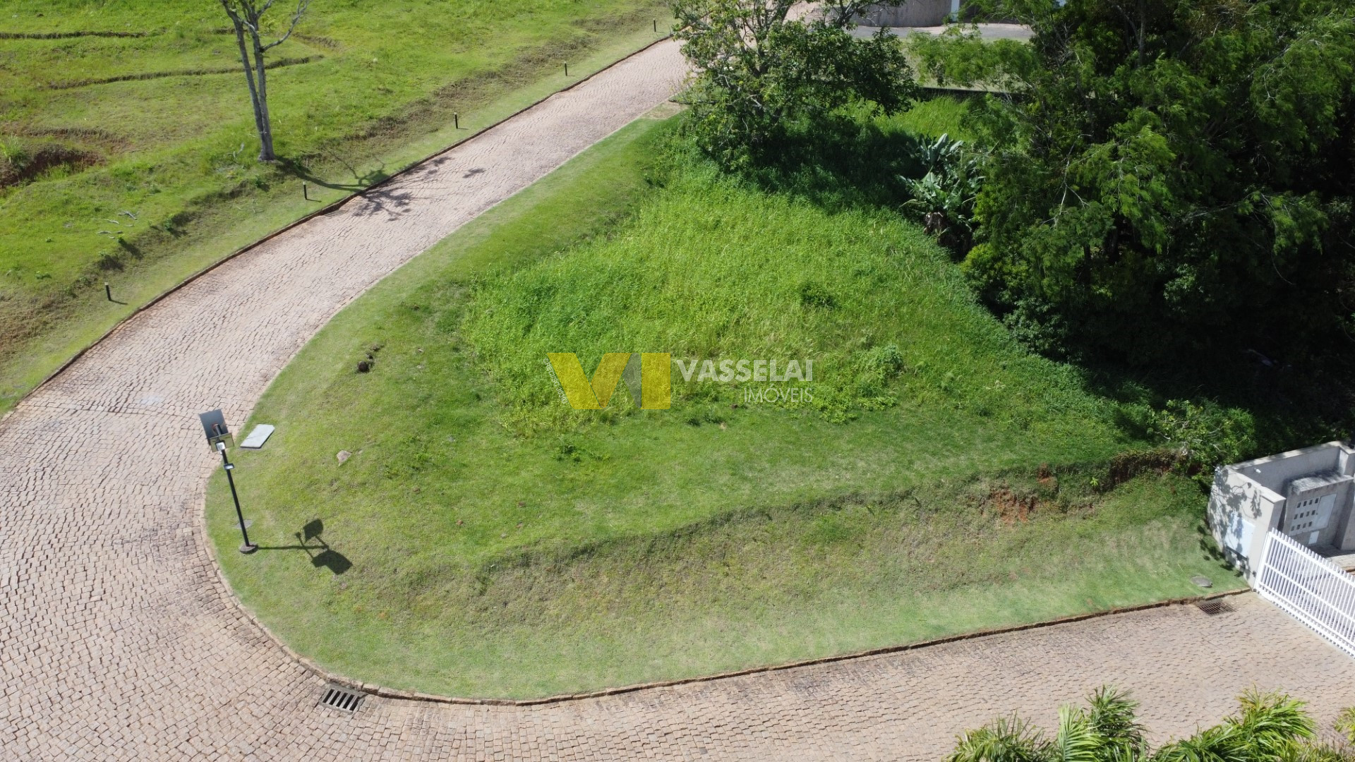 Terreno à venda no Budag: 2.JPG