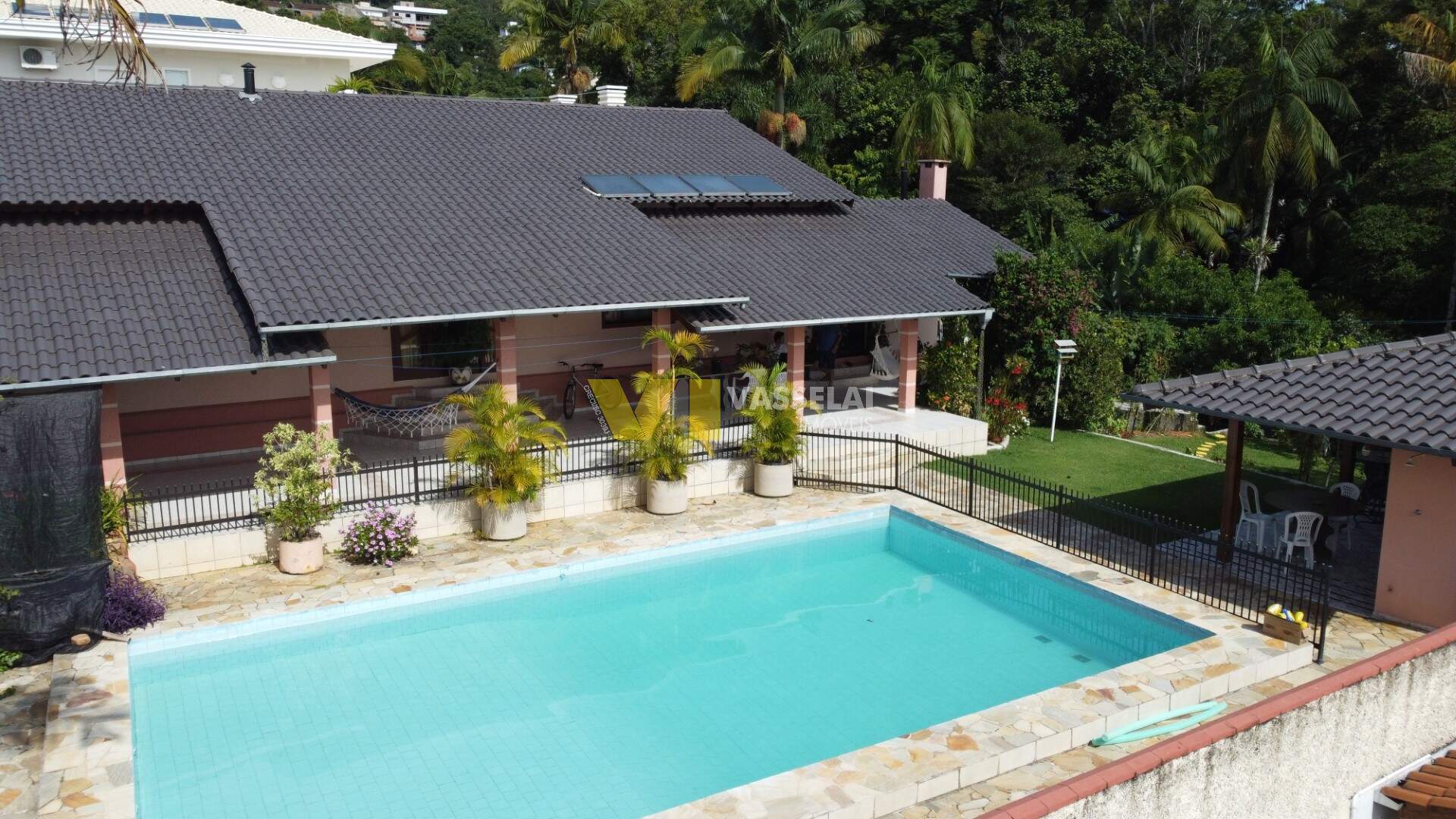 Casa à venda no Eugênio Schneider: 5.JPG