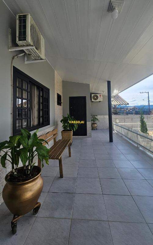 Casa à venda no Barragem: 