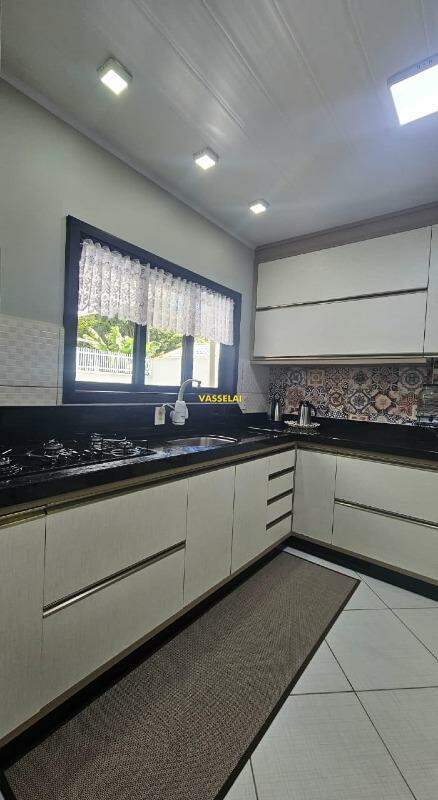 Casa à venda no Barragem: 