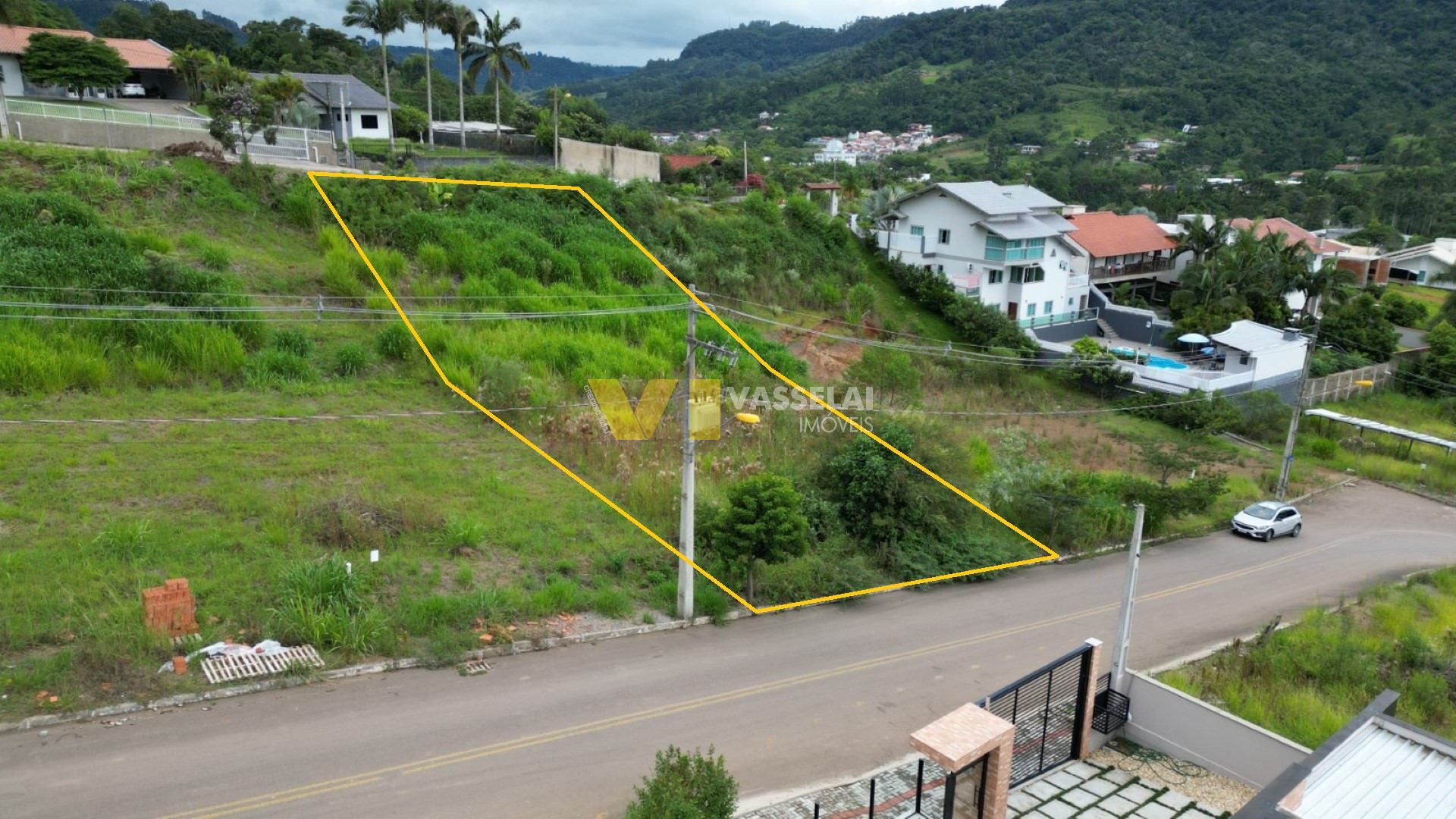 Terreno à venda no Fundo Canoas: 2.jpeg