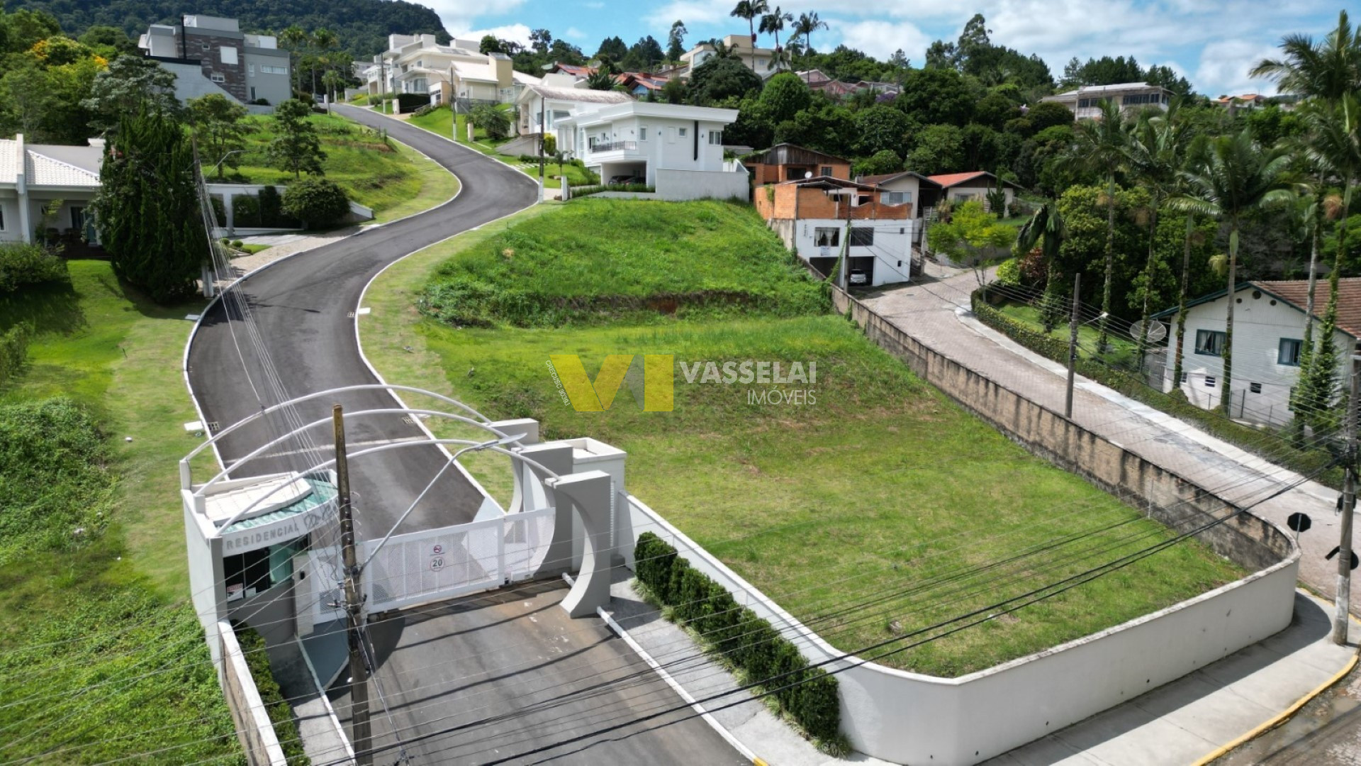 Terreno à venda no Laranjeiras: 2.jpeg