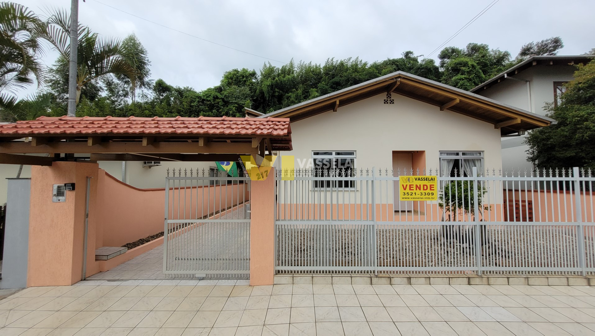 Casa à venda no Taboão: 1.jpg