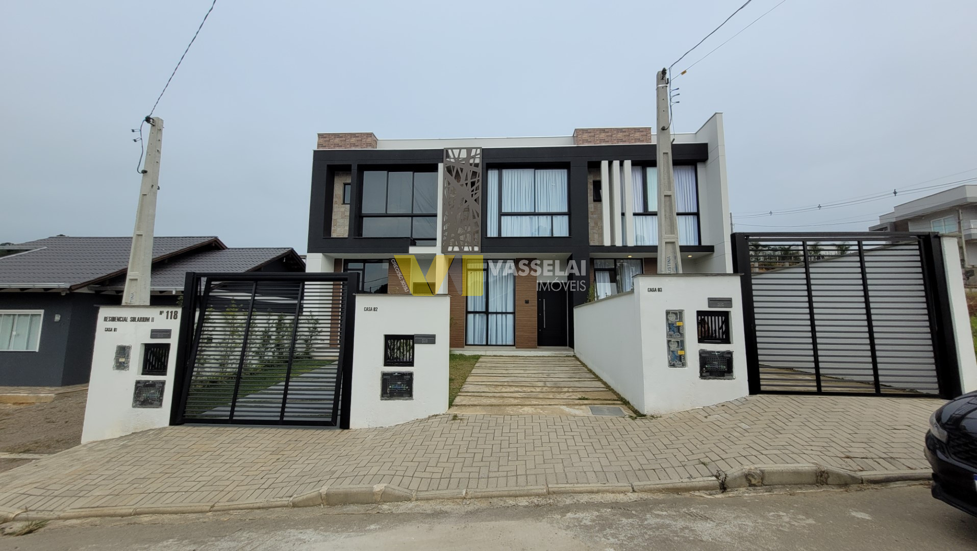 Casa à venda no Taboão: 1.jpg