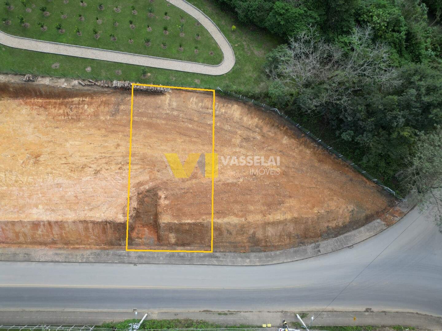 Terreno à venda no Fundo Canoas: DJI_0111.JPG