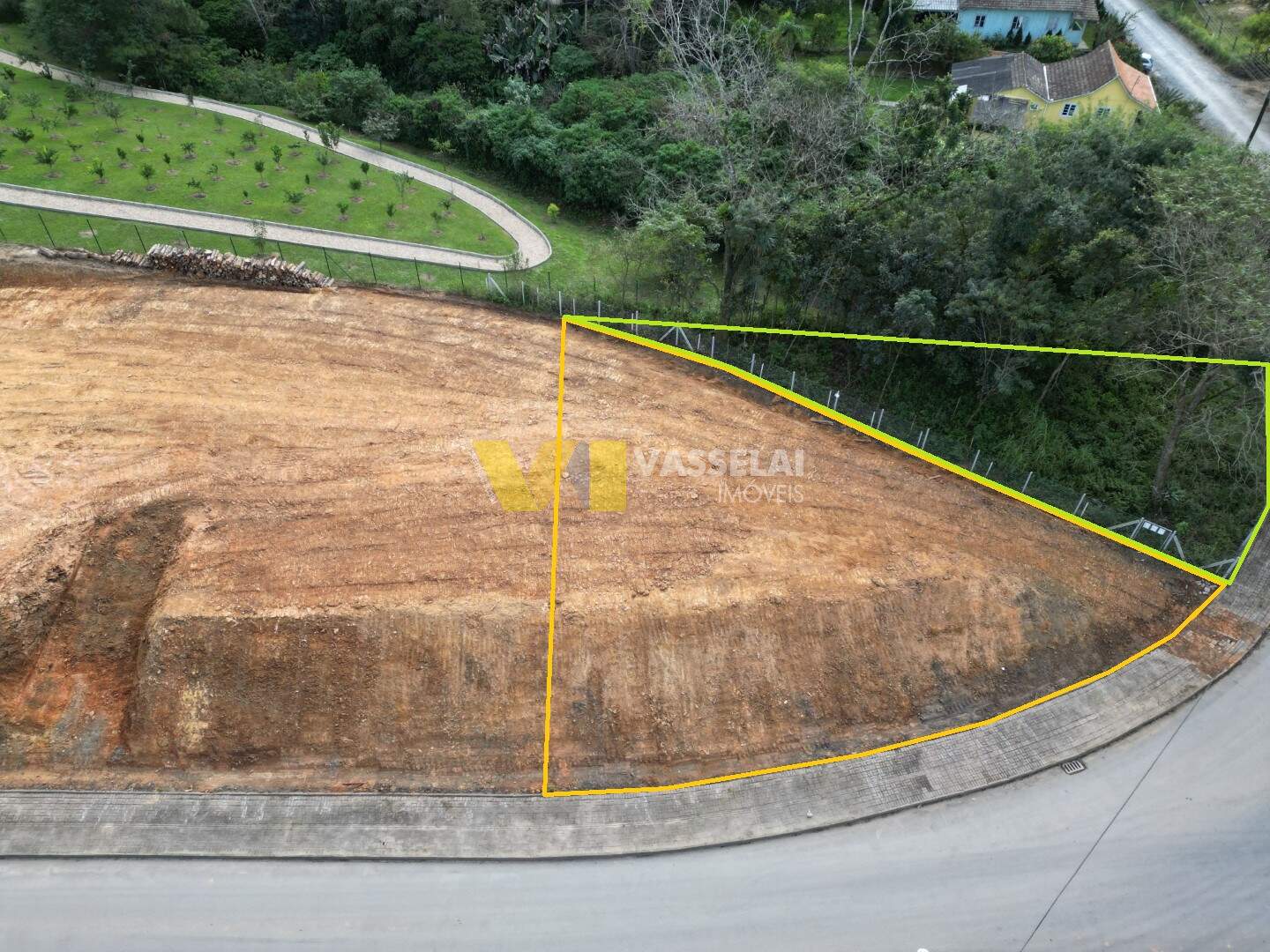 Terreno à venda no Fundo Canoas: DJI_0105.JPG