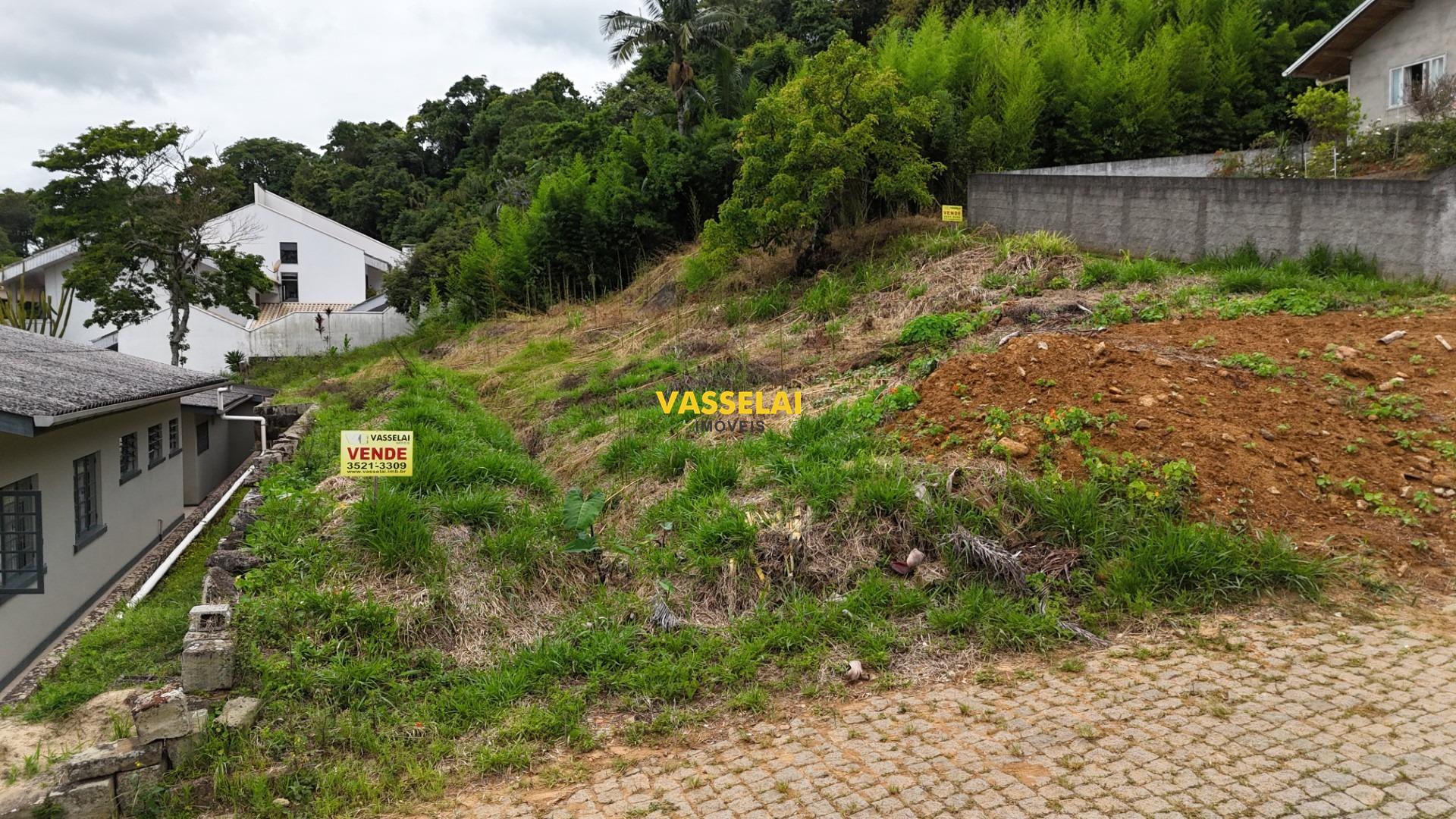 Terreno à venda no Santana: 