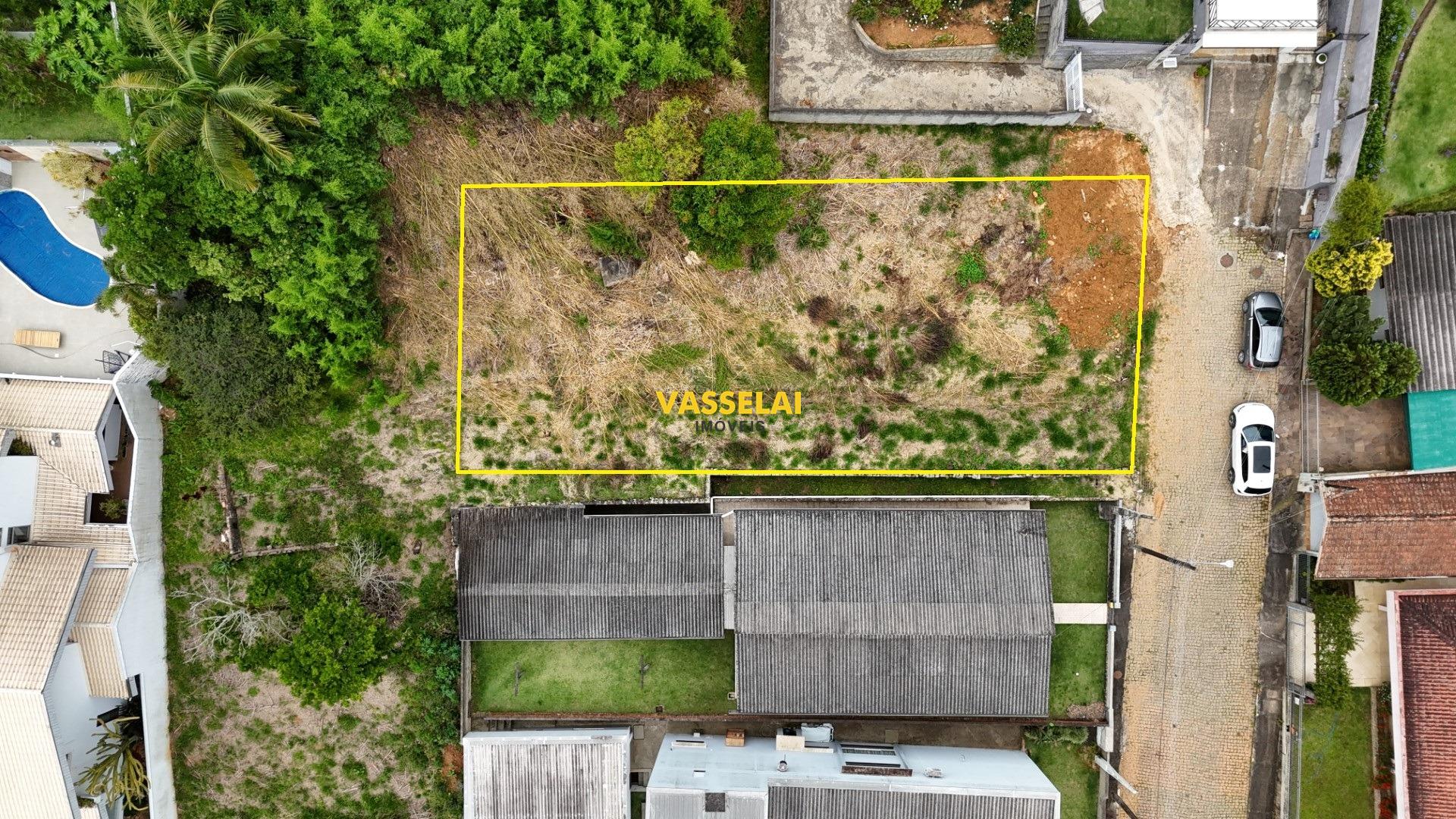 Terreno à venda no Santana: 