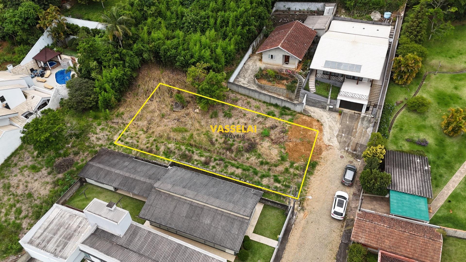 Terreno à venda no Santana: 