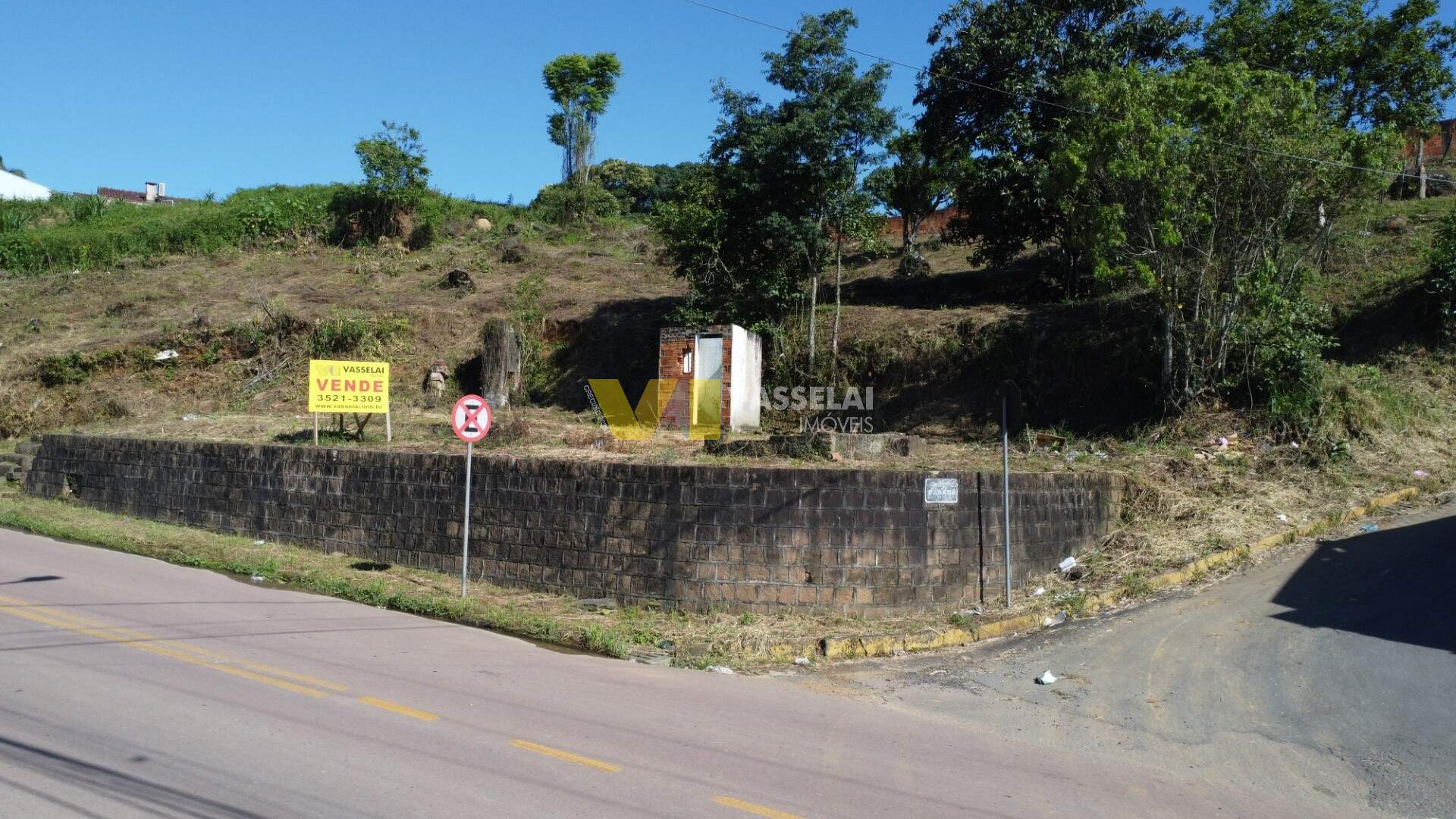 Terreno à venda no Eugênio Schneider: DJI_0821.JPG