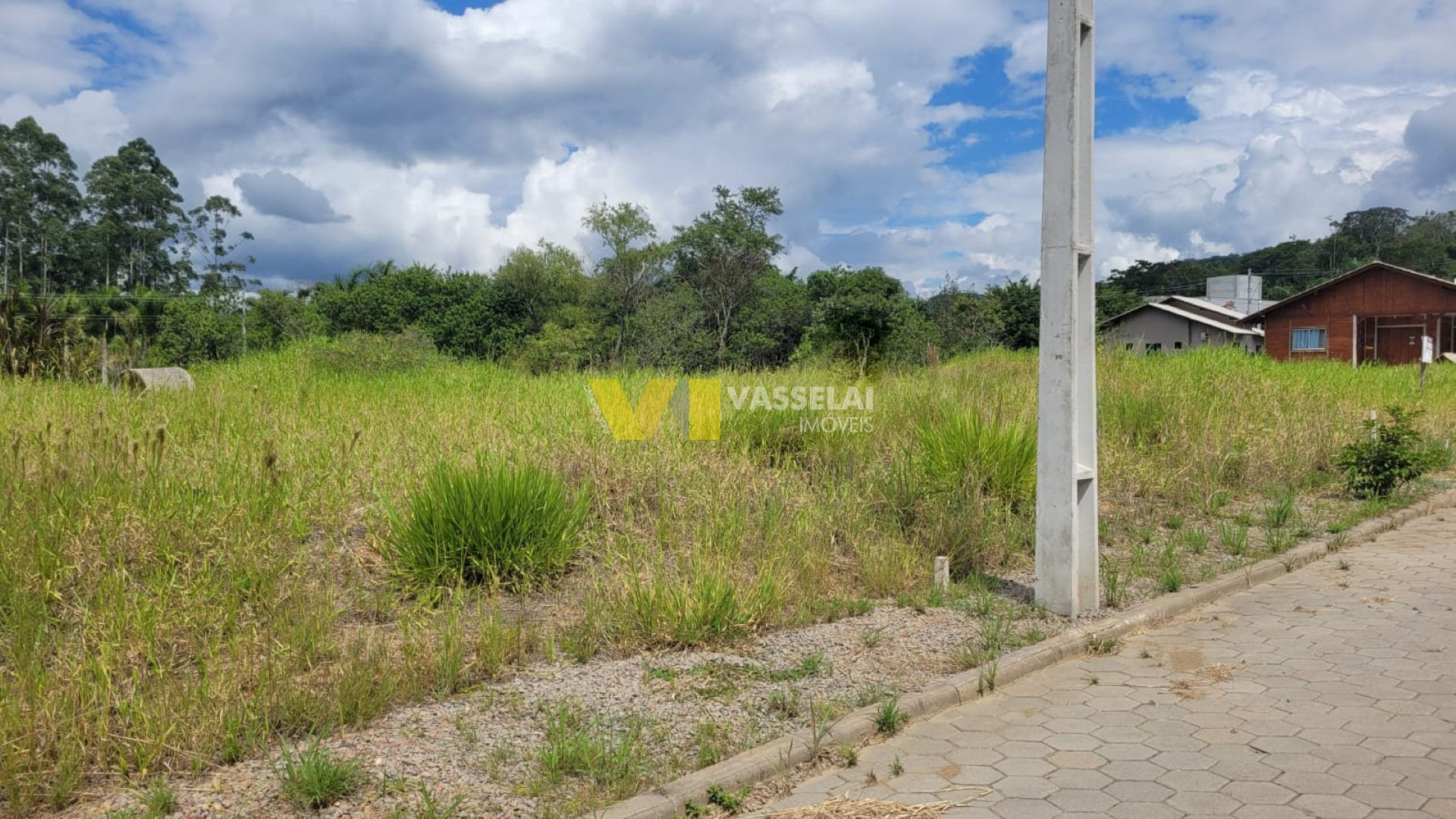 Terreno à venda no Pioneiros: 5.jpeg