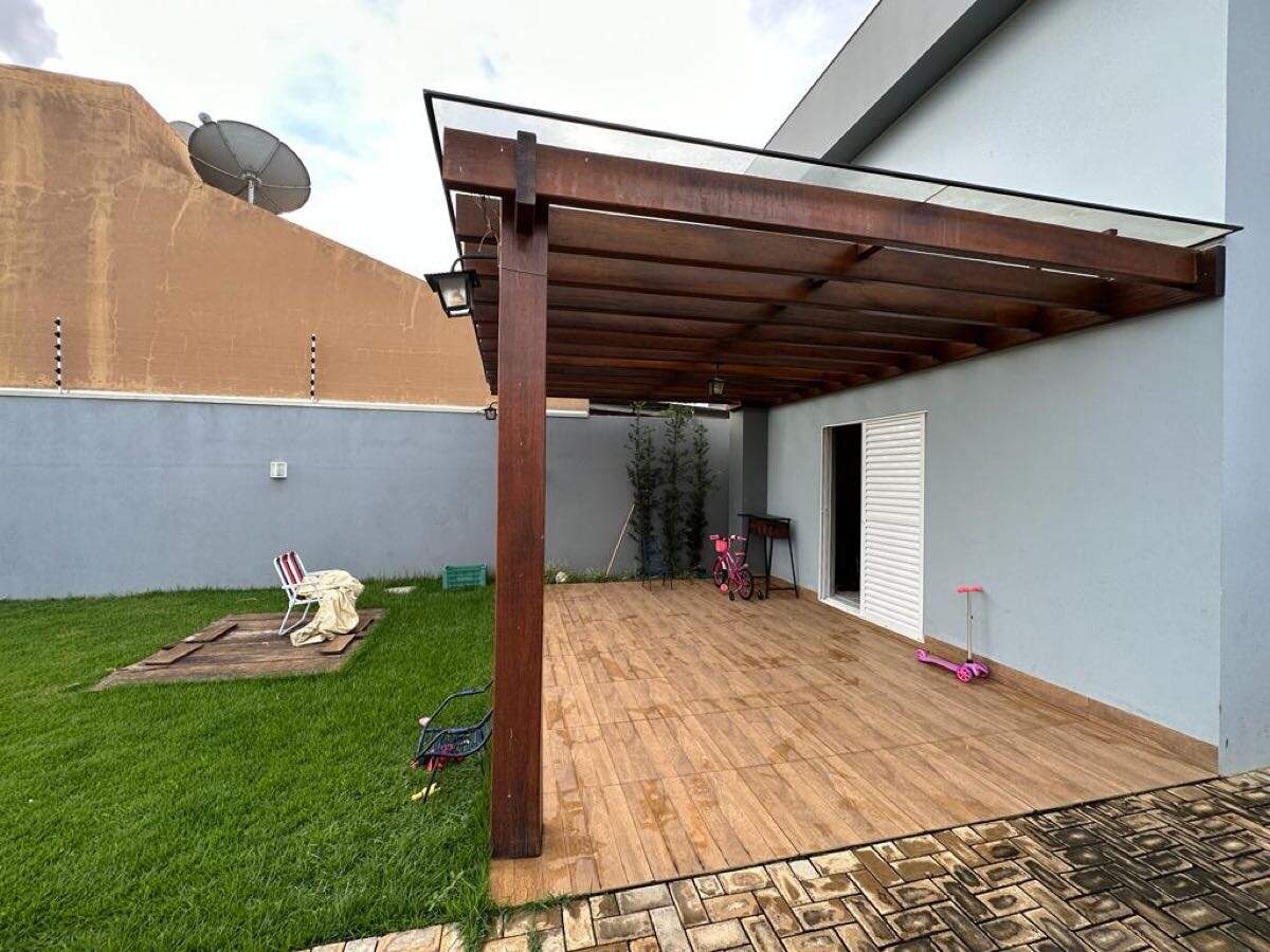 Casa à venda no Castelândia: 