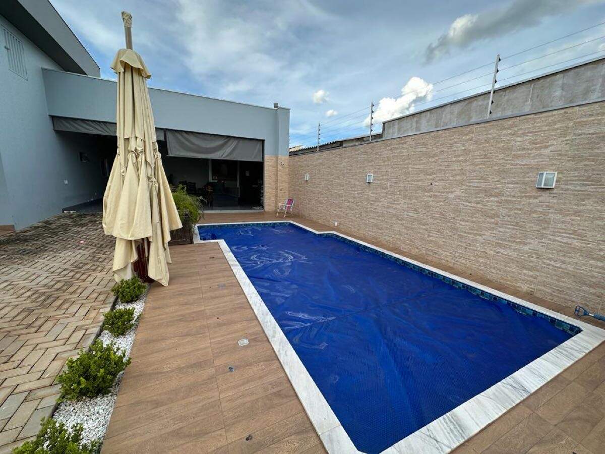Casa à venda no Castelândia: 