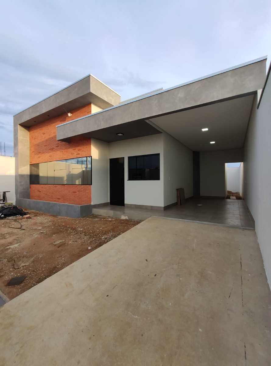 Casa à venda no Buritis: 