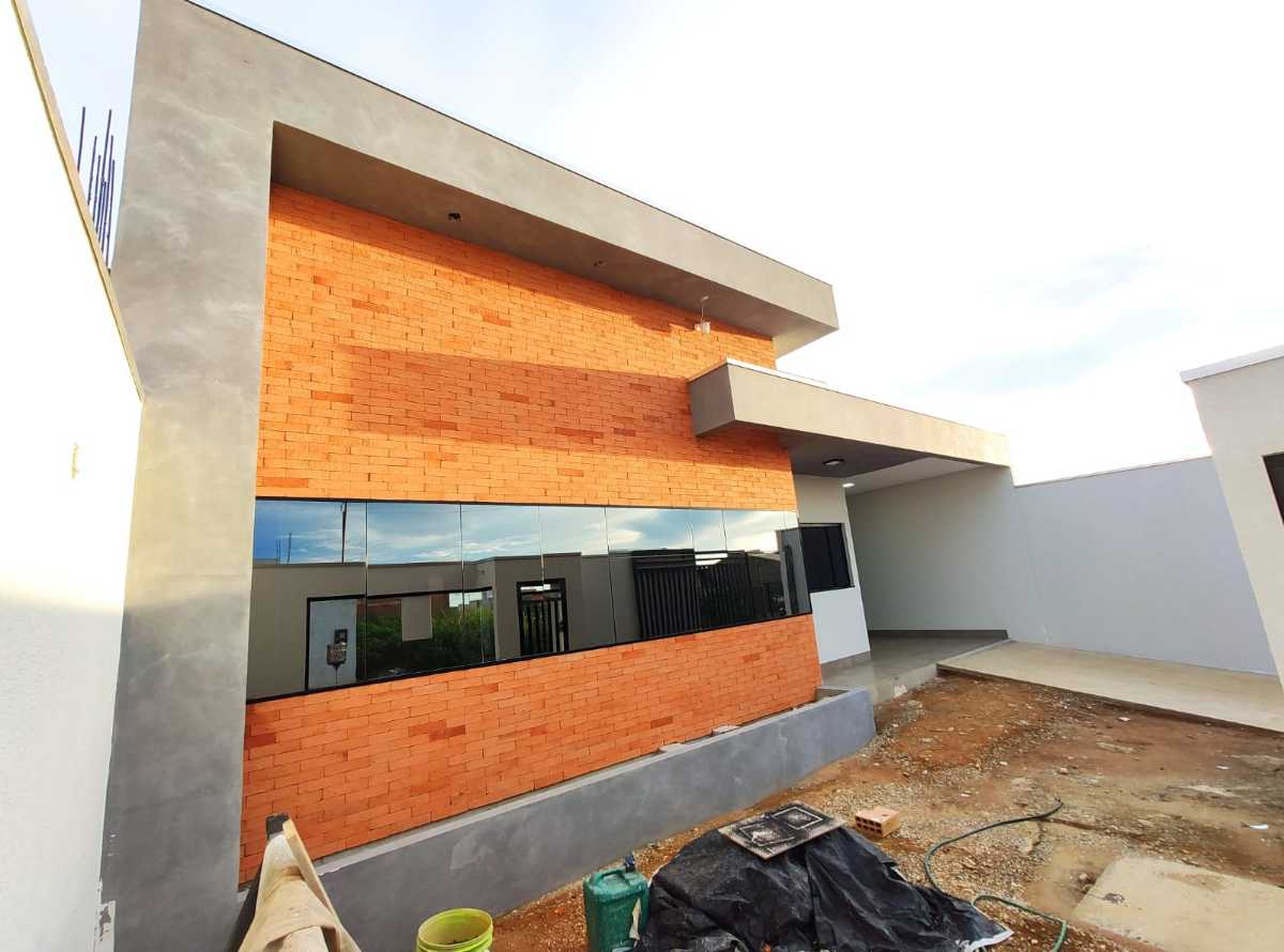 Casa à venda no Buritis: 