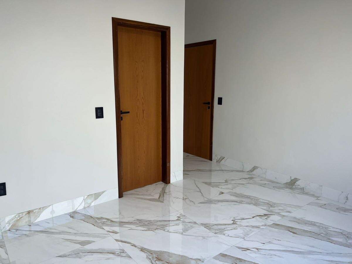 Casa à venda no Jardim Itália: 