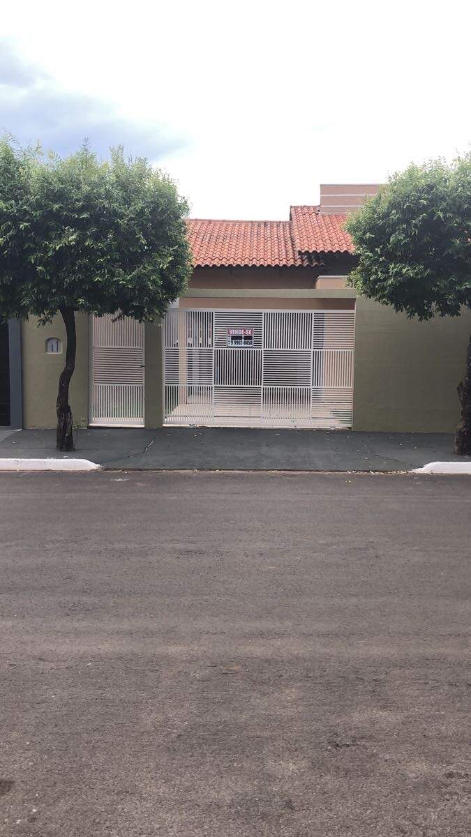 Casa à venda no Parque das Águias: 