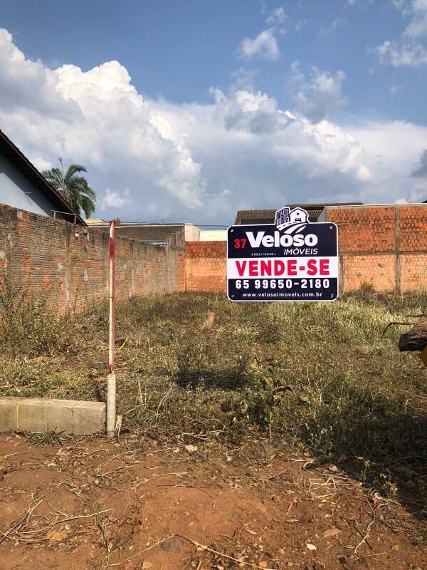 Lote à venda no Parque das Águias: 