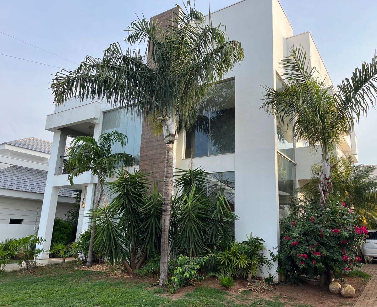 Casa à venda no Centro: 
