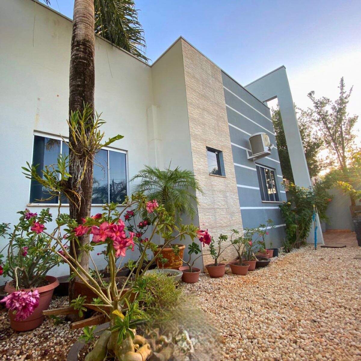 Casa à venda no Flamboyant: 