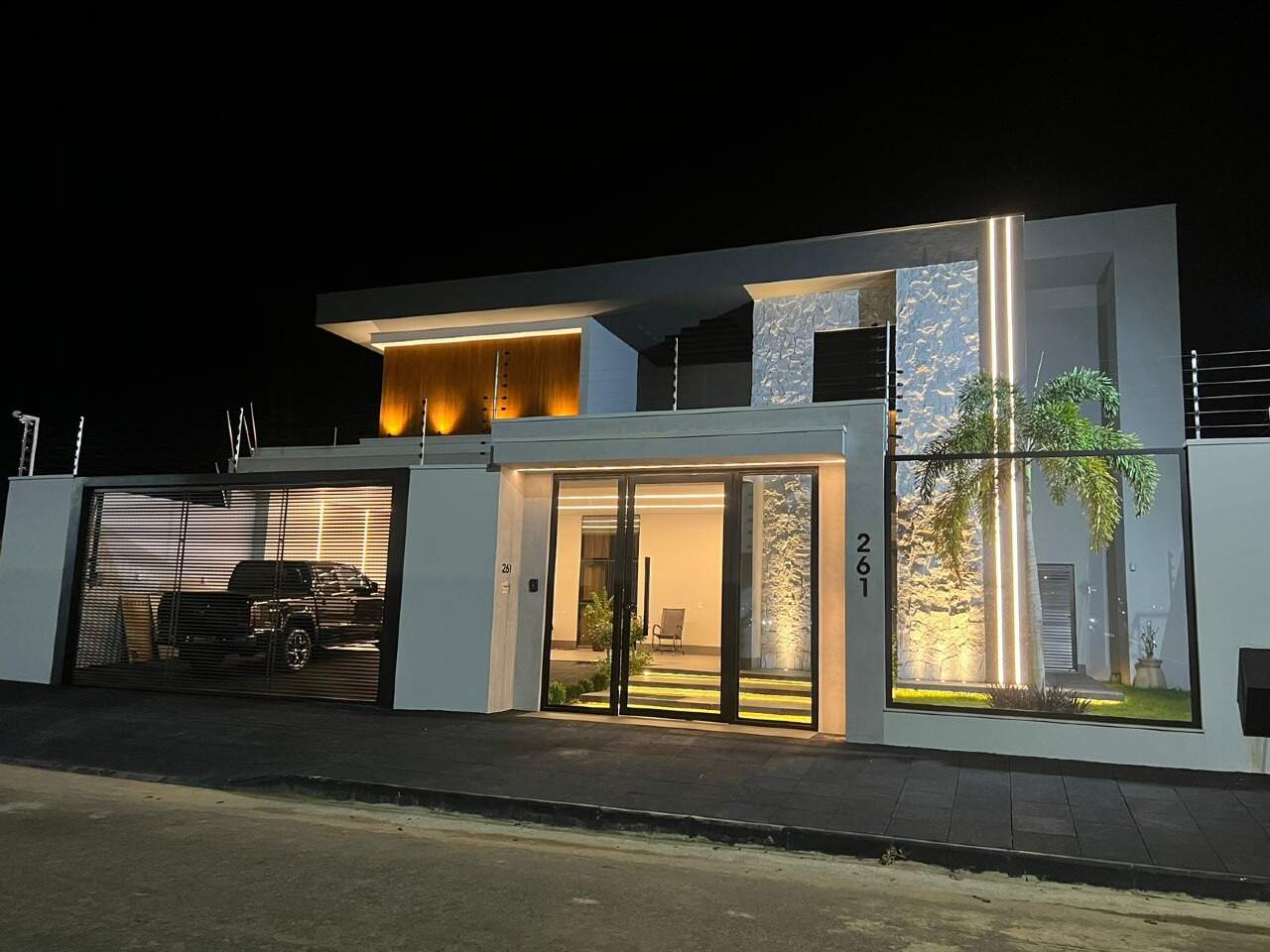Casa à venda no Belvedere: 