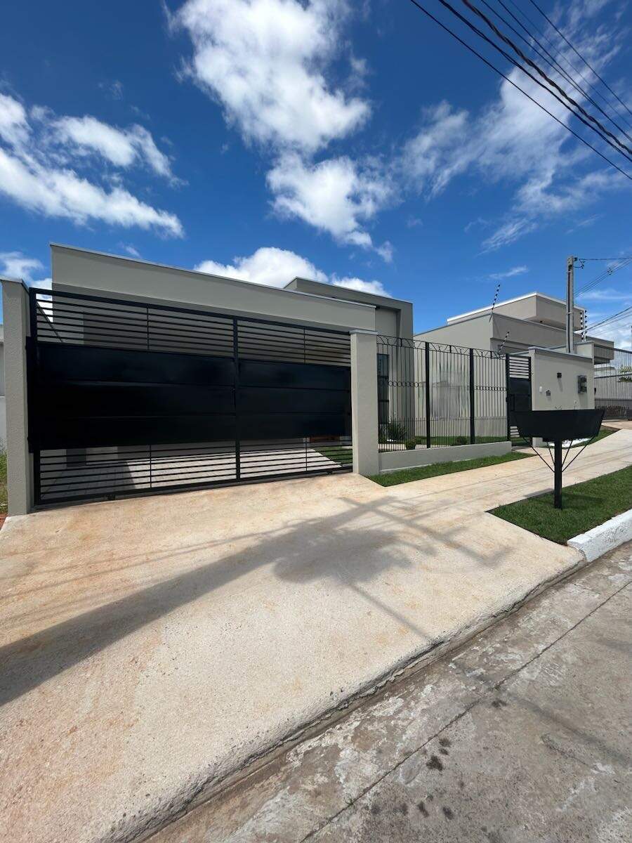 Casa à venda no Araguaia II: 