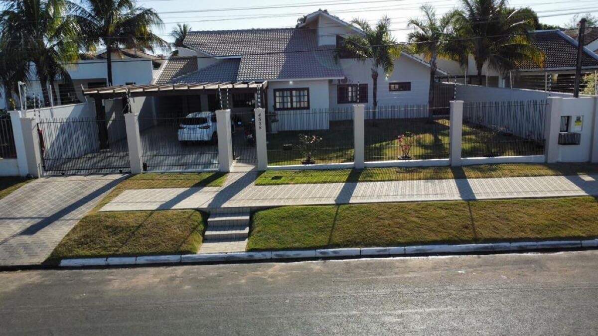 Casa à venda no Jardim das Orquídeas: 