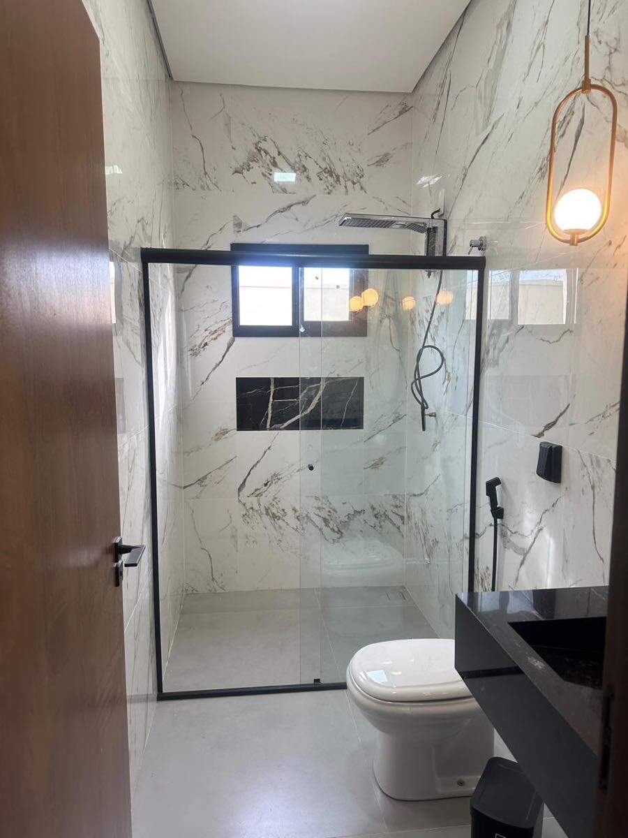 Casa à venda no Jardim Montreal: 