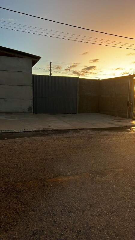 Lote à venda no Distrito Valdemiro Gueno: 