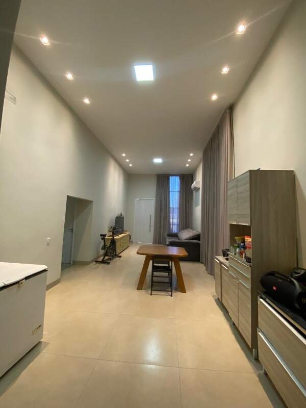 Casa à venda no Jardim Luciana: 