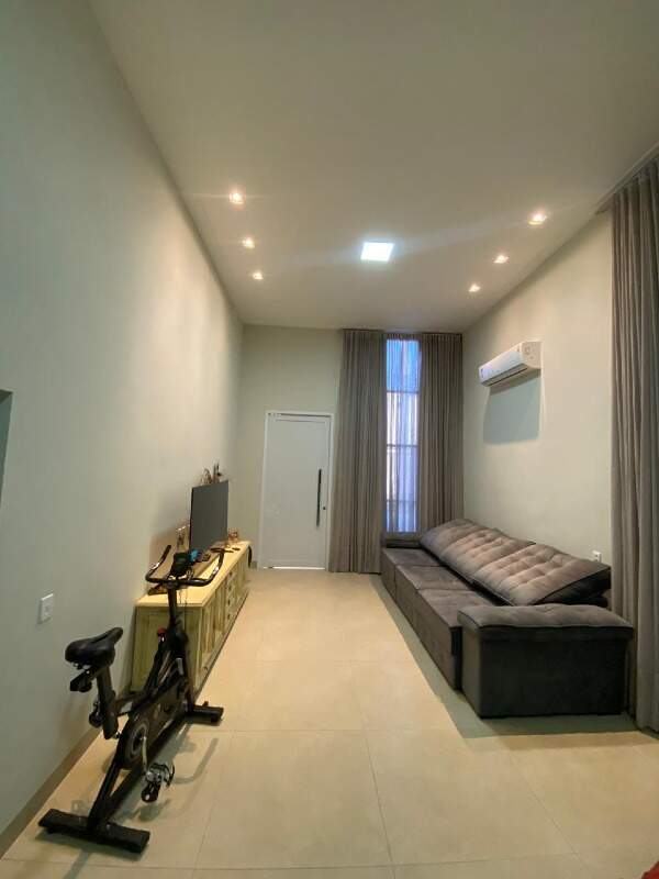Casa à venda no Jardim Luciana: 