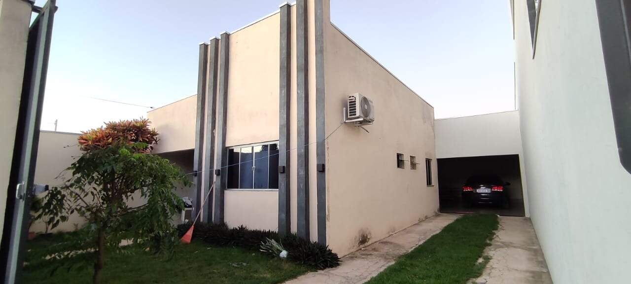 Casa à venda no Buritis I: 