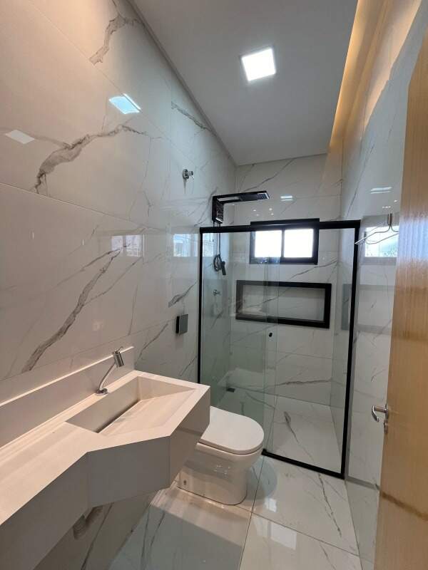 Casa para aluguel no Jardim Europa II: 