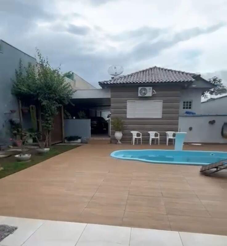 Casa à venda no Castelândia: 
