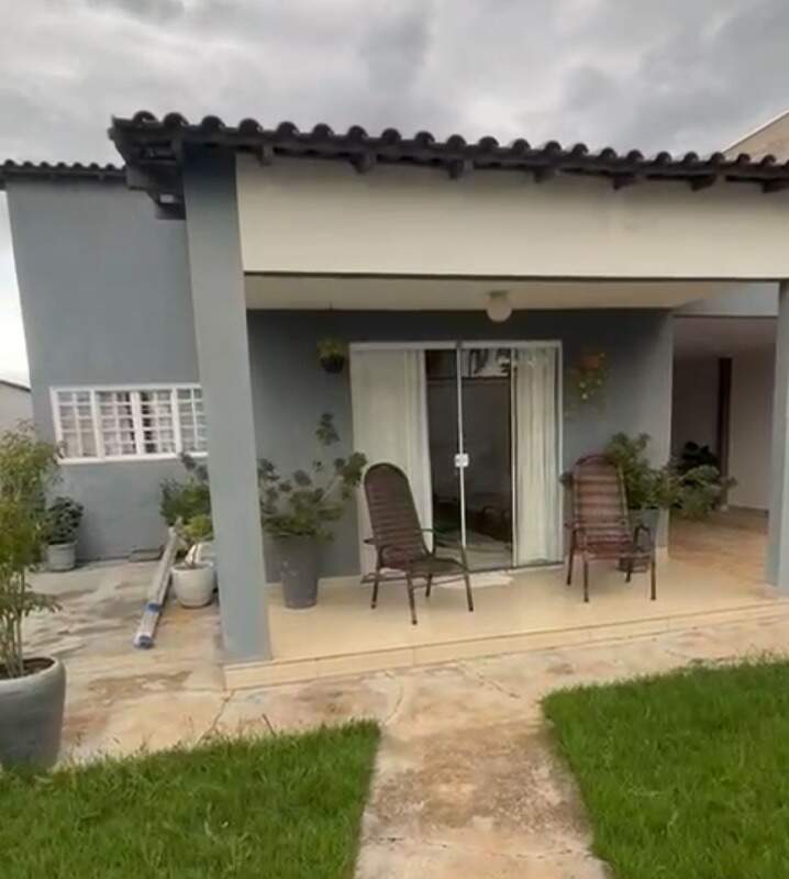 Casa à venda no Castelândia: 
