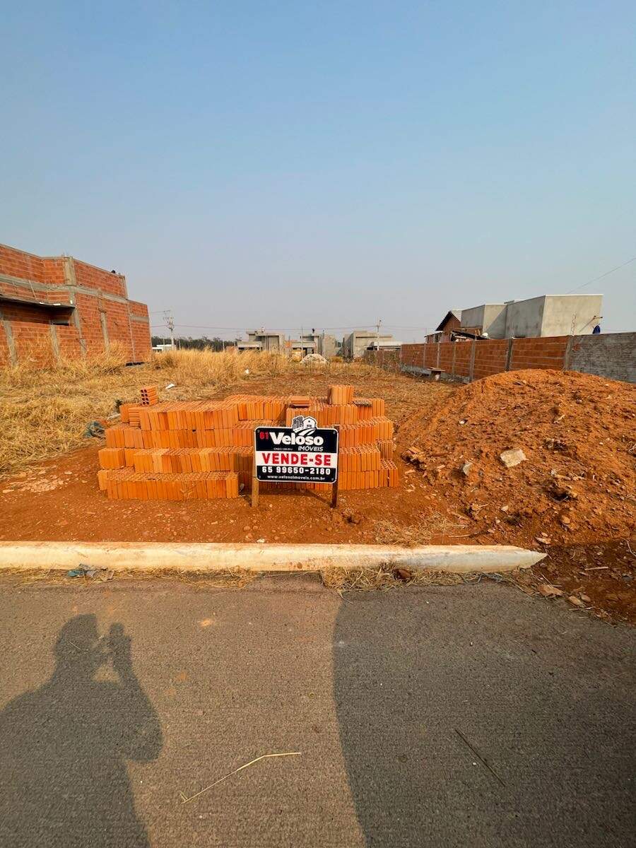 Lote à venda no Residencial Veneza: 
